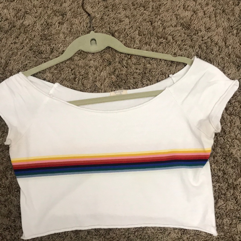 Cropped white shirt with colored streak